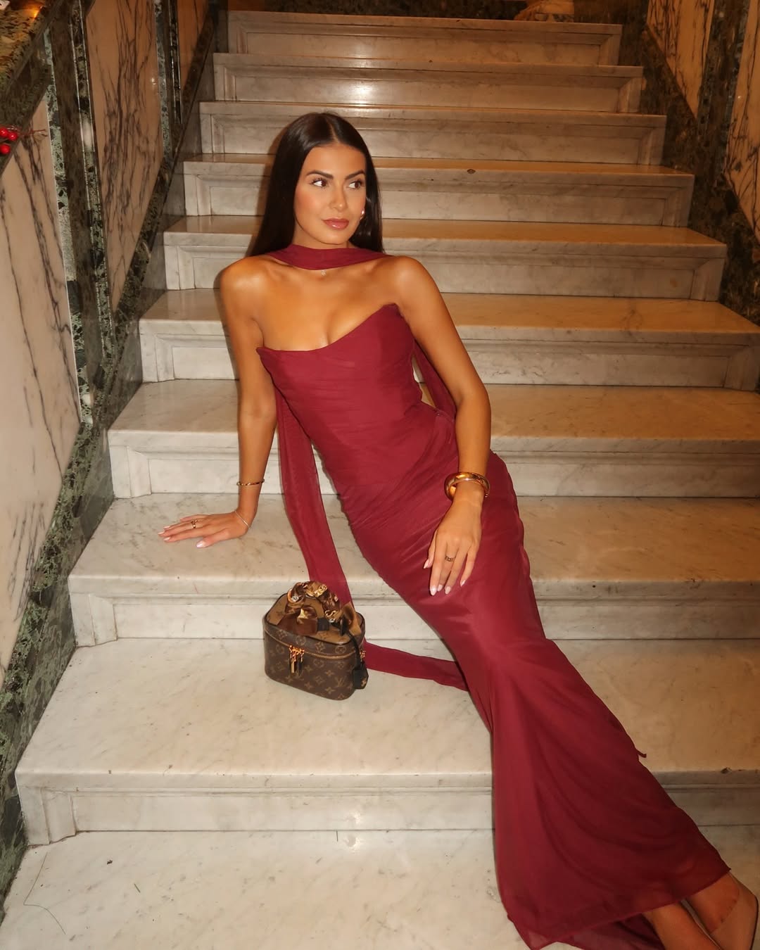 Bindi | Robe Longue Bustier pour Invitée de Mariage Avec Écharpe pour Femme