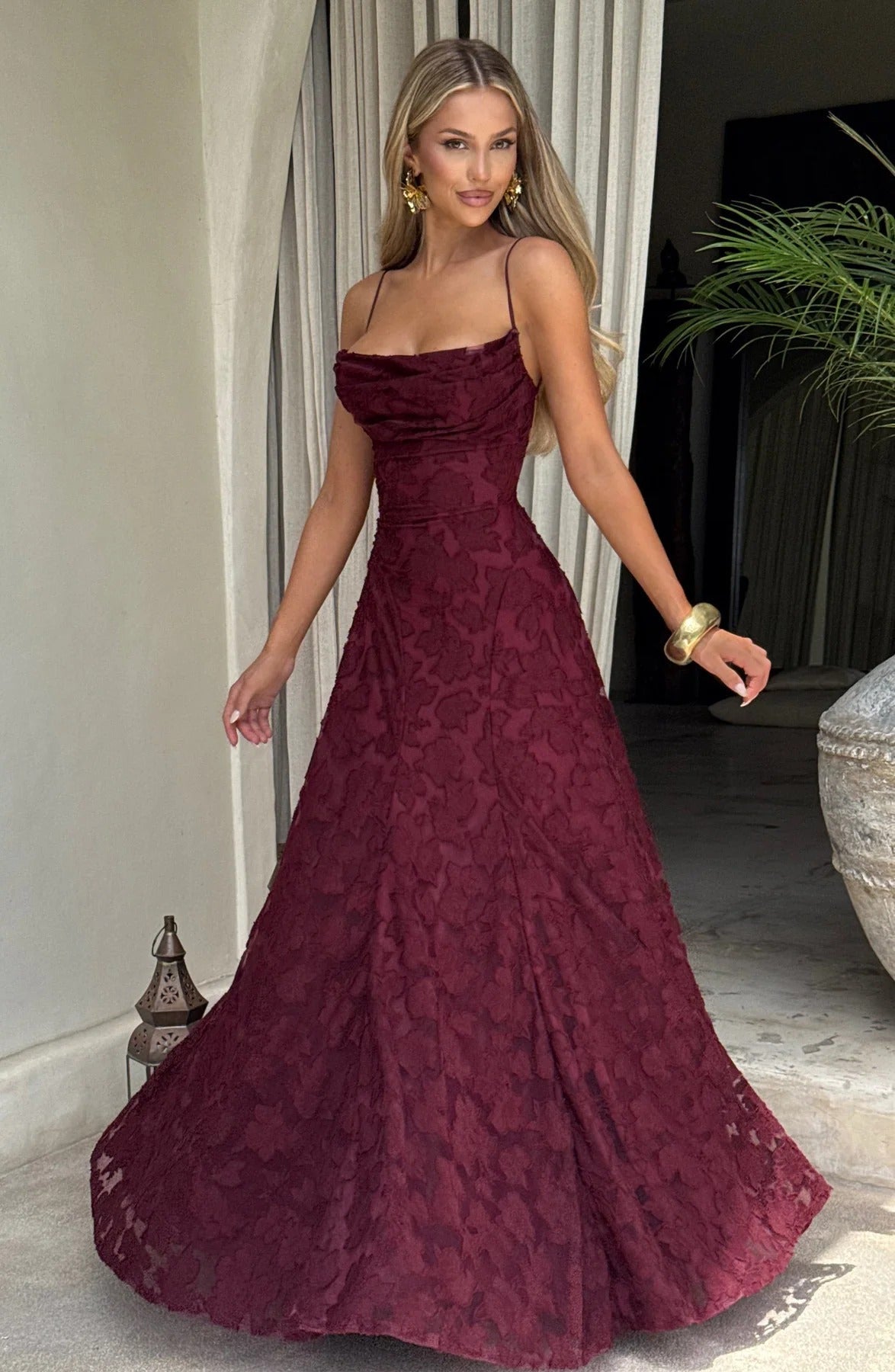 Briar | Robe Longue Florale Sans Manches pour Invitée de Mariage