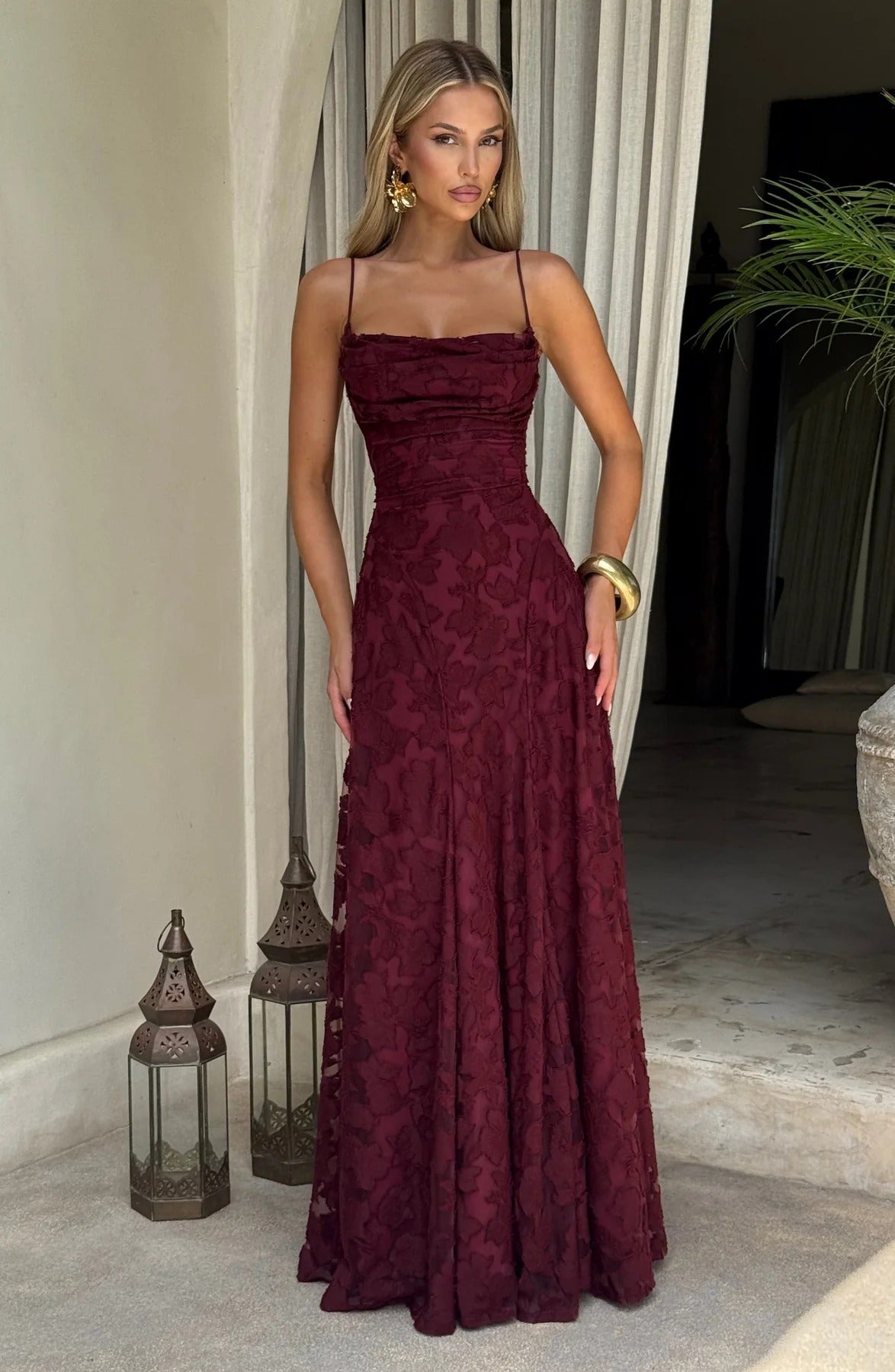 Briar | Robe Longue Florale Sans Manches pour Invitée de Mariage