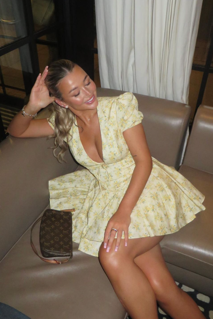Bryanna | Robe D'Été Mini à Col en V Fleurie pour Femme