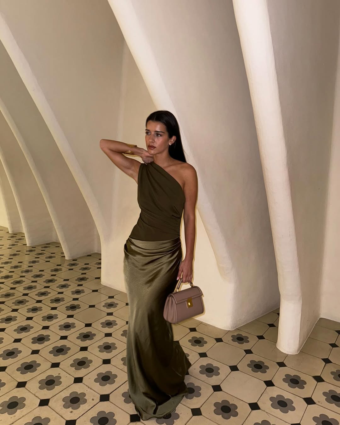 Kaelyn | Robe D'Invitée de Mariage Maxi Élégante à une Épaule pour Femme