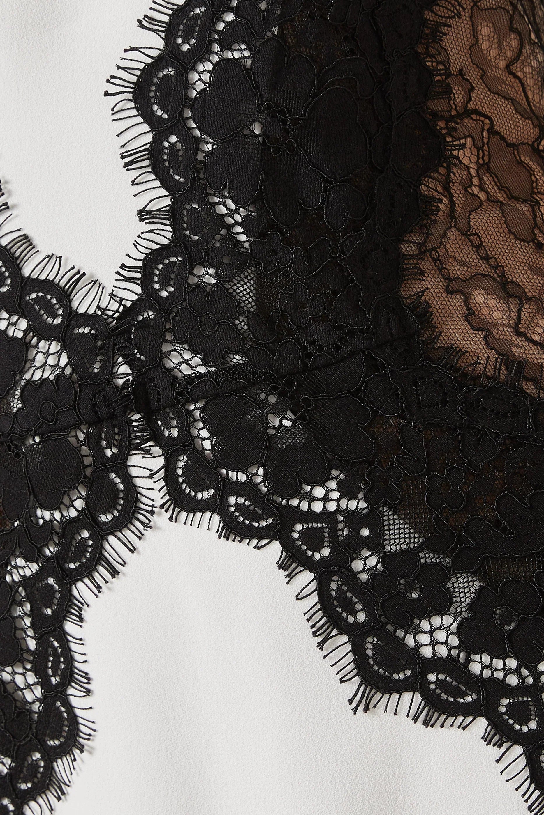 Kaira | Robe Maxi en Dentelle dos Nu à Col Licou Montant pour Femmes