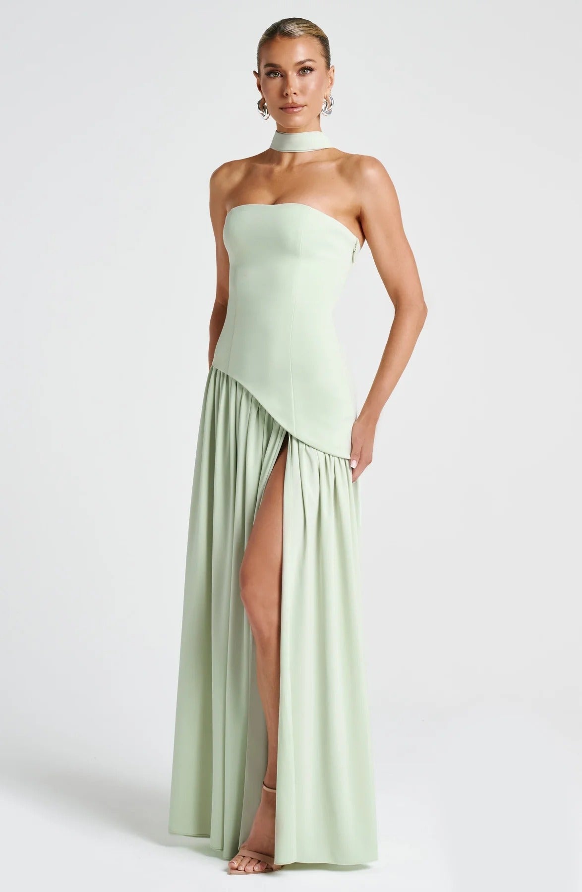 Lucinda | Robe Longue Bustier Avec Écharpe pour Invitée de Mariage
