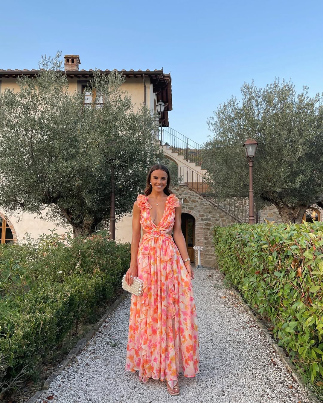Maeve | Robe Longue Florale à Découpes Sans Manches pour Invitée de Mariage
