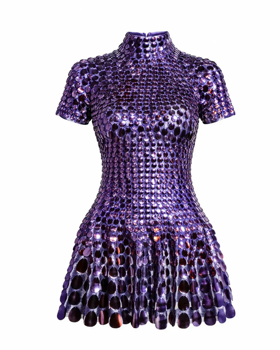 Violet | Robe Courte à Paillettes et Col Montant pour Femme
