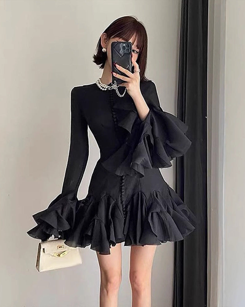 Mandy | Robe Courte à Manches Longues Avec Ourlet Froncé
