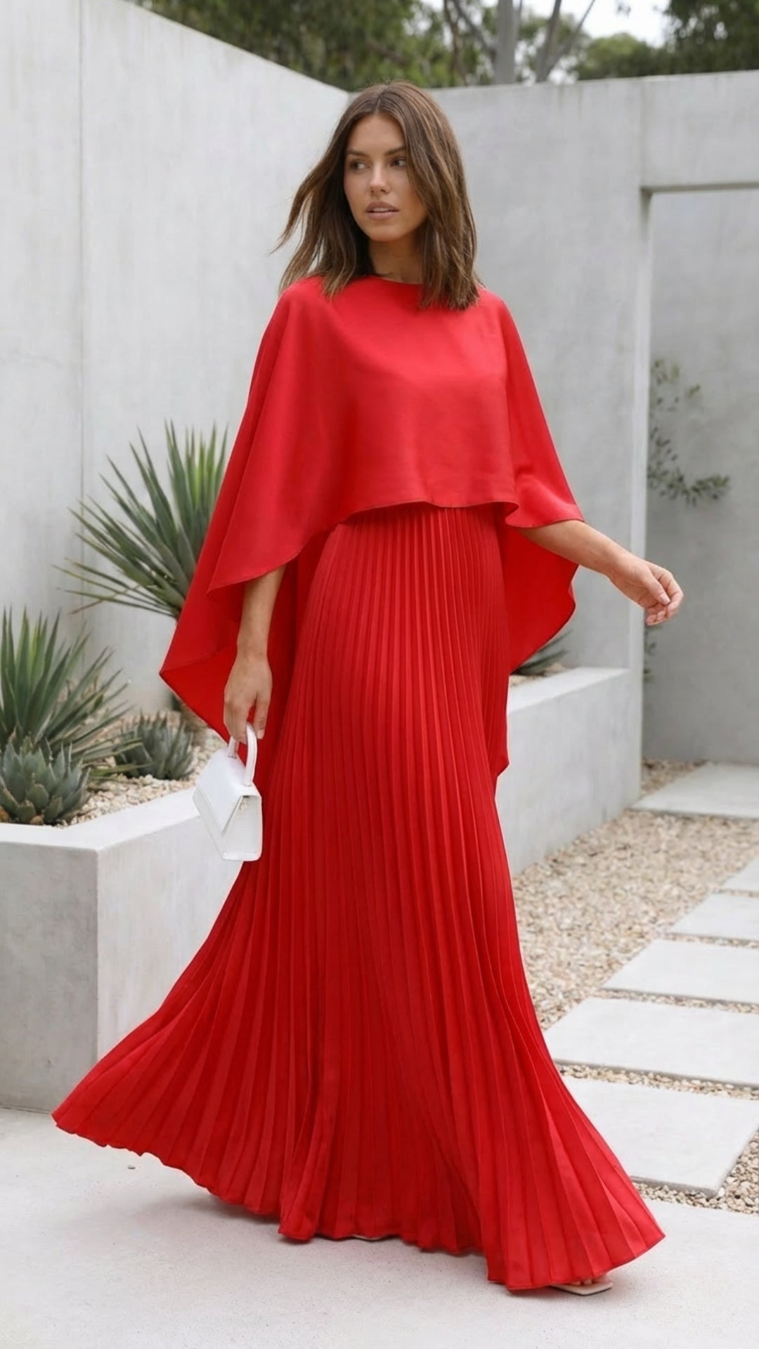 Aniya | Robe Longue à Manches Cape pour Invitée de Mariage