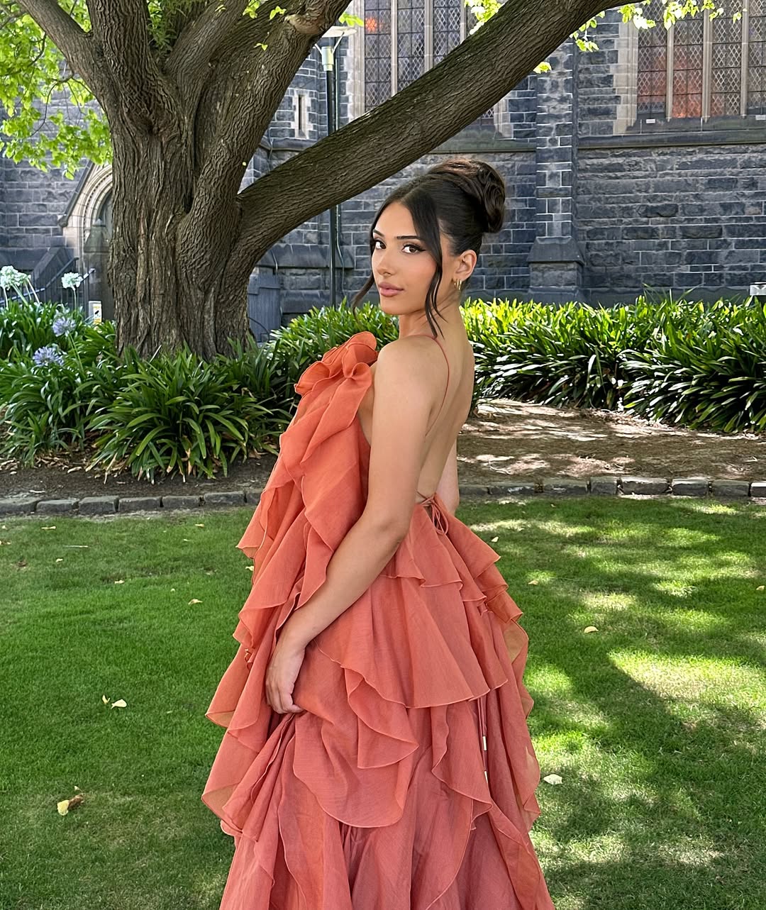 Bellina | Robe Longue de Bal à Volants Superposés Sans Manches