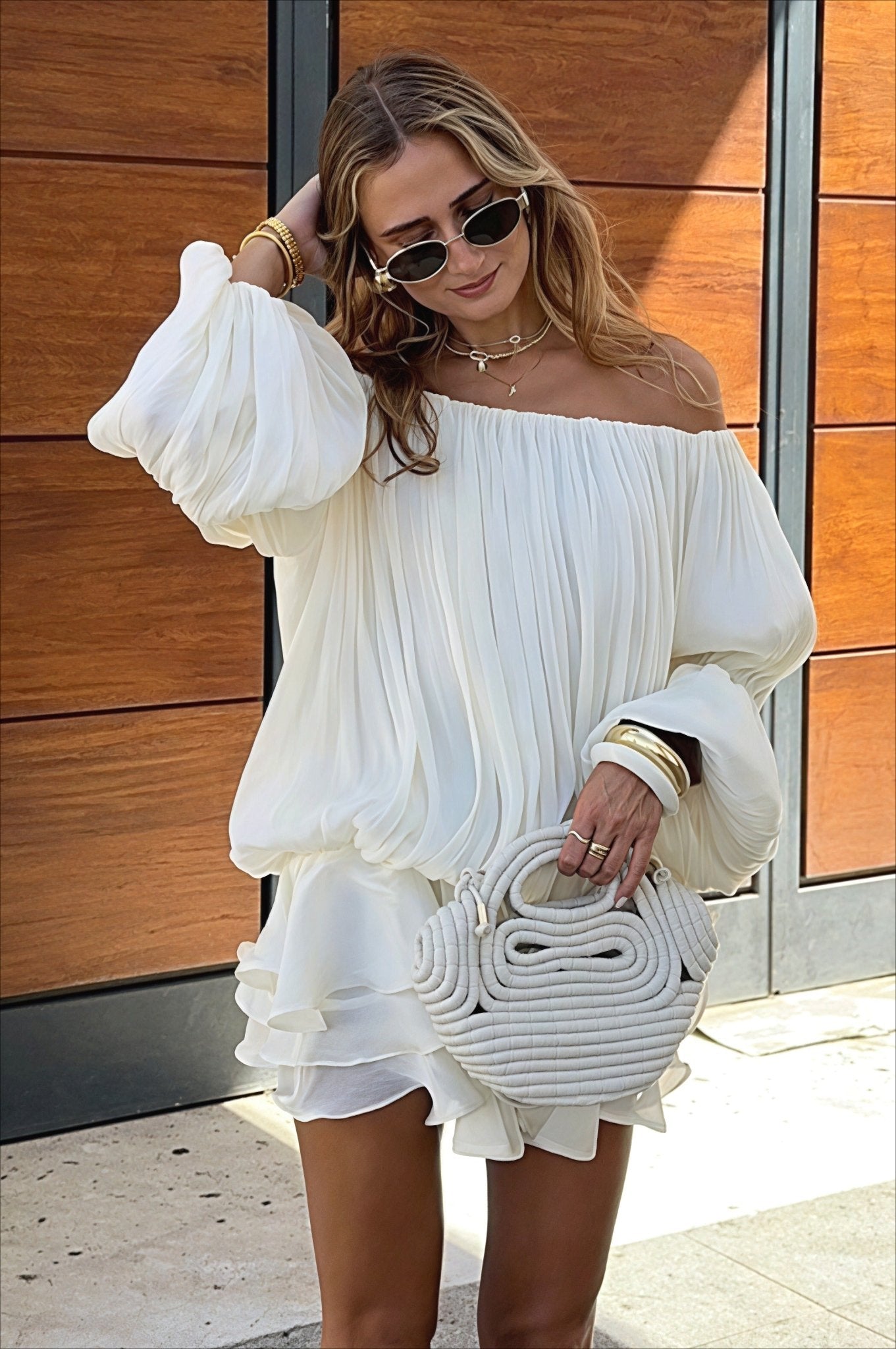 Bobbi | Mini-Robe de Cocktail à Volants et Manches Bouffantes à Épaules Dénudées pour Femme