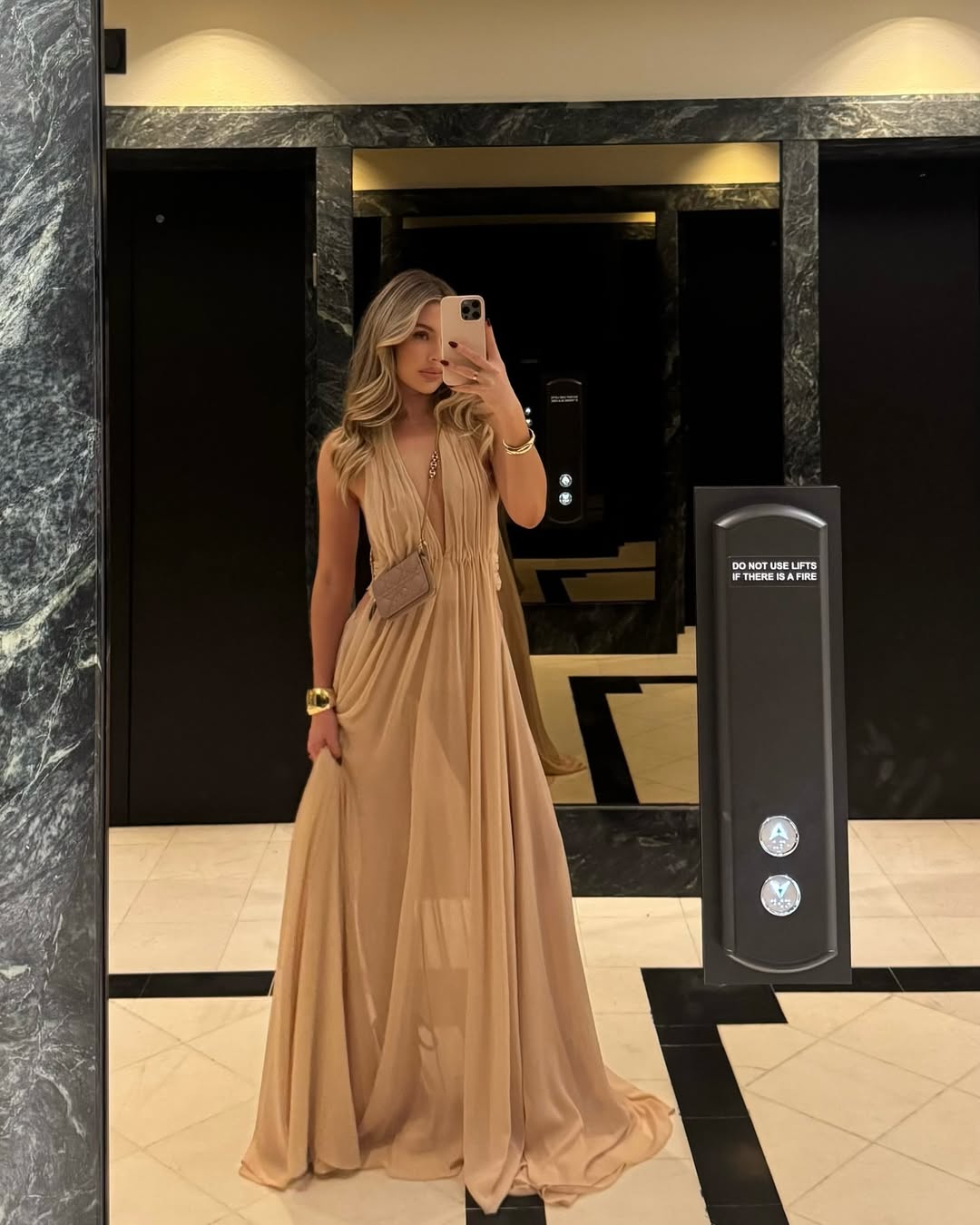 Camila | Robe D'Été Maxi dos Nu Avec Décolleté en V Profond pour Femme