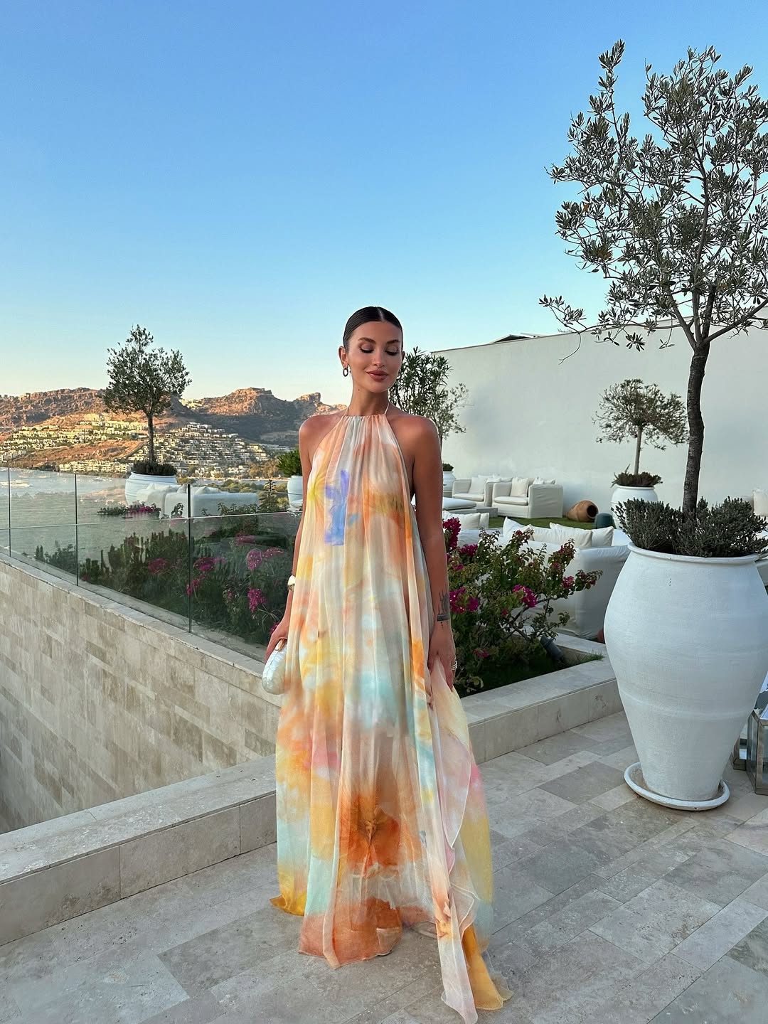 Corinna | Robe Longue dos Nu Imprimée pour Invitée de Mariage D'Été