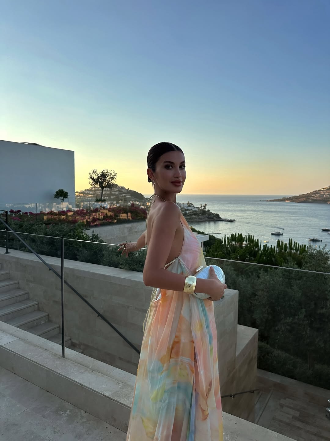 Corinna | Robe Longue dos Nu Imprimée pour Invitée de Mariage D'Été