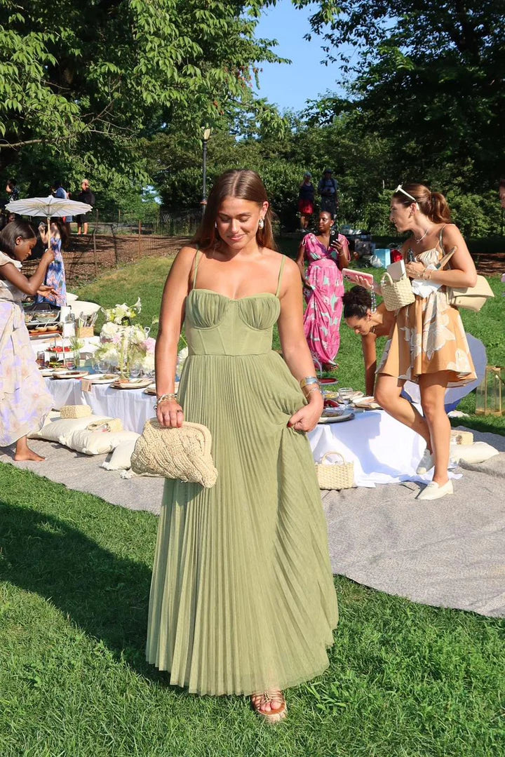 Daria | Robe Longue Plissée Sans Manches pour Invitée de Mariage