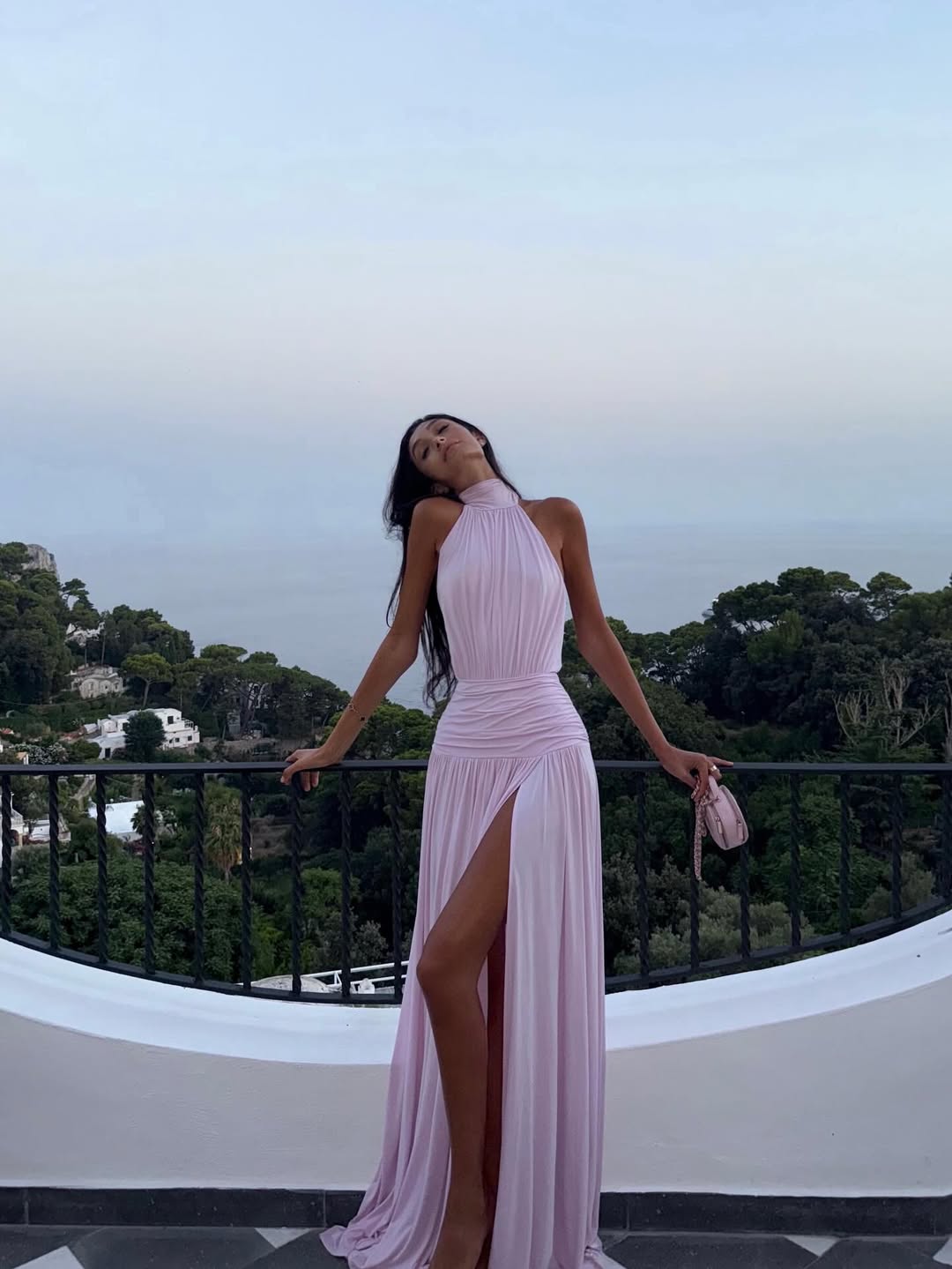 Dorien | Robe de Soirée Longue Plissée à dos Nu et Fente pour Femme