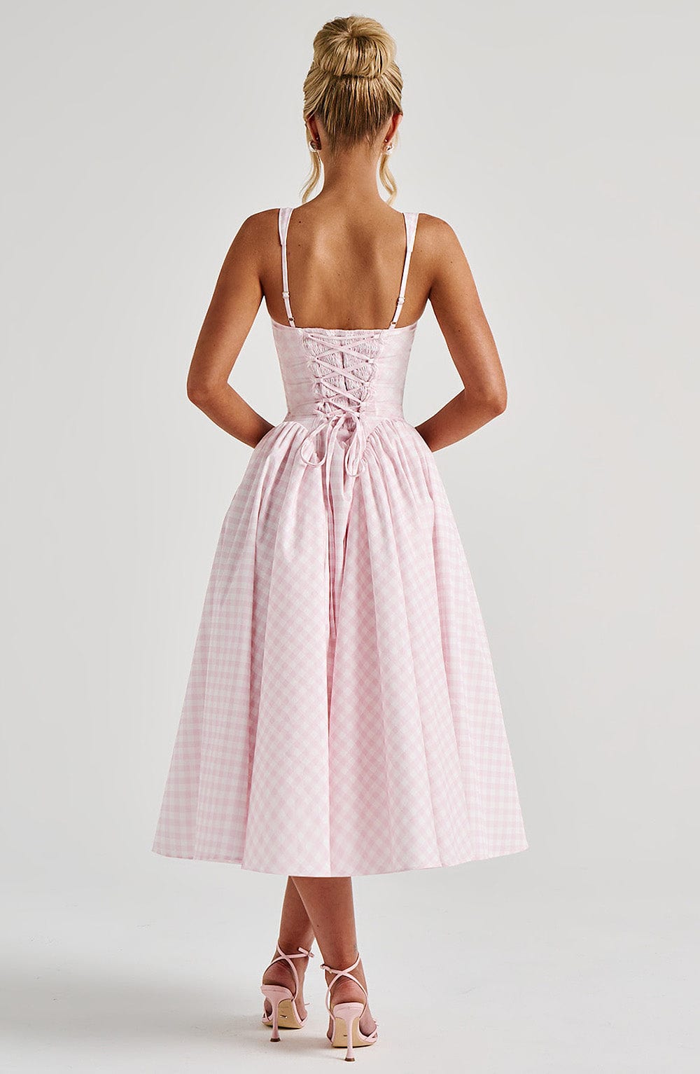 Kaydence | Robe Midi à Carreaux Vichy et Encolure Carrée Sans Manches