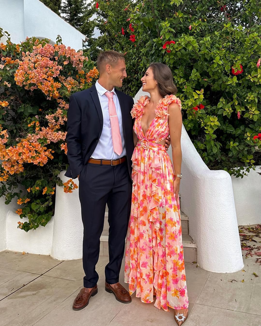 Maeve | Robe Longue Florale à Découpes Sans Manches pour Invitée de Mariage